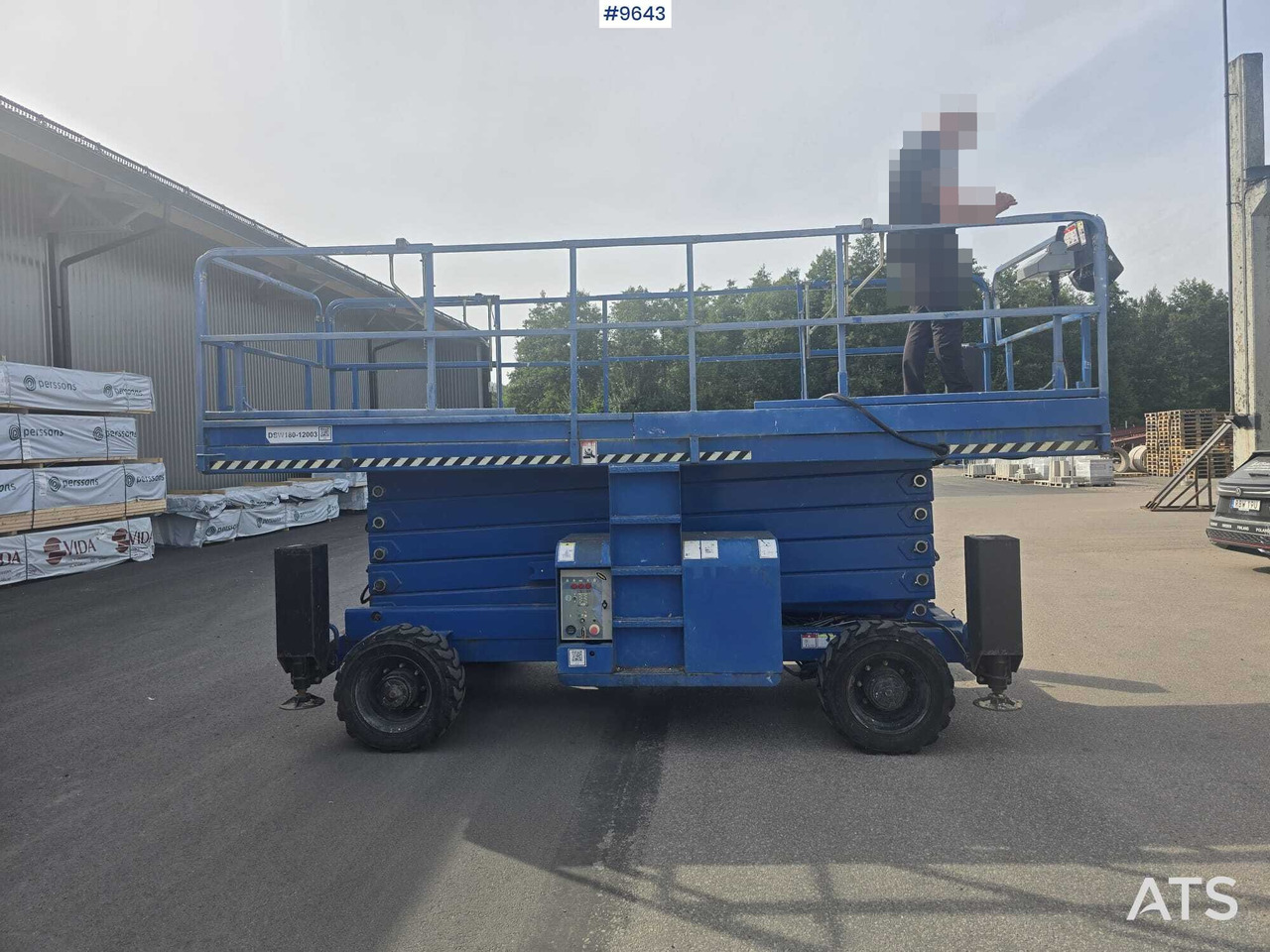 Large scissor lift Haulotte (VIDEO) - Plataforma de Tijera/ Plataforma de tesoura: foto 1 Large scissor lift Haulotte (VIDEO) - Plataforma de Tijera/ Plataforma de tesoura: foto 1