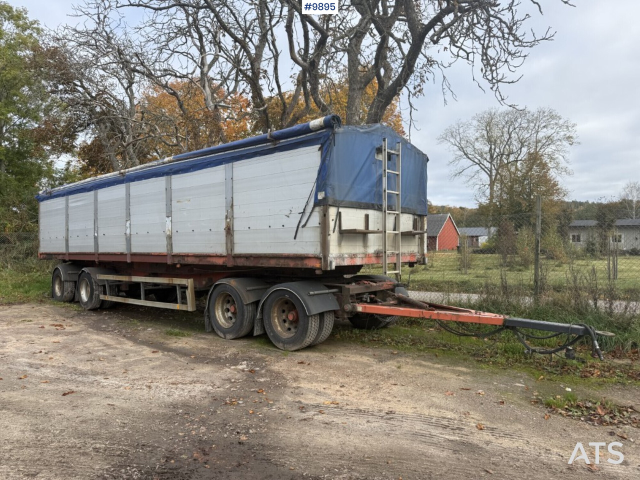 Grain trailer Briab SBLB4TB-36-110 - Máquina de outro: foto 1 Grain trailer Briab SBLB4TB-36-110 - Máquina de outro: foto 1