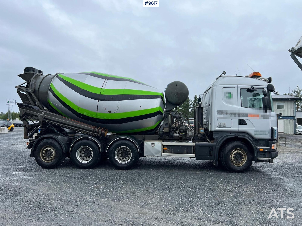 Scania R124 tridem with LAXO quick release / Concrete truck - Camião betoneira: foto 5 Scania R124 tridem with LAXO quick release / Concrete truck - Camião betoneira: foto 5