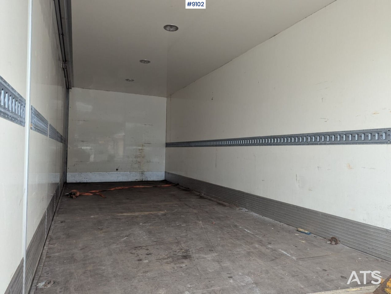 Skåpbil distribution Mercedes Benz 1224 L 4X2 - Camião furgão: foto 4 Skåpbil distribution Mercedes Benz 1224 L 4X2 - Camião furgão: foto 4