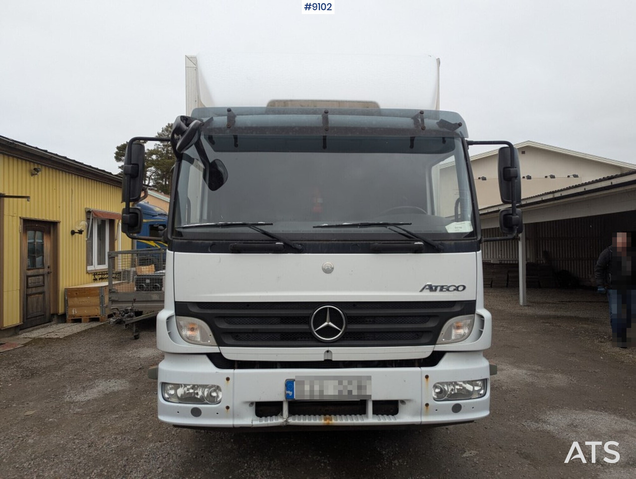 Camião furgão Skåpbil distribution Mercedes Benz 1224 L 4X2: foto 11