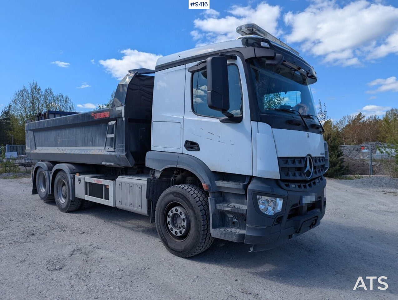 Tipper Truck Mercedes-Benz Arocs 6X2 - Camião basculante: foto 2 Tipper Truck Mercedes-Benz Arocs 6X2 - Camião basculante: foto 2