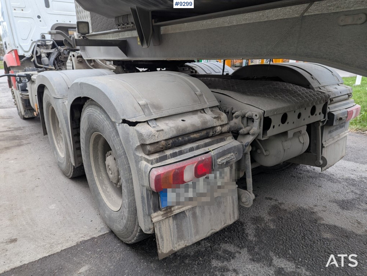 Tractor Tractor Unit Mercedes-Benz Arocs 3351 6x4 with tipper trailer: foto 37 Tractor Tractor Unit Mercedes-Benz Arocs 3351 6x4 with tipper trailer: foto 37