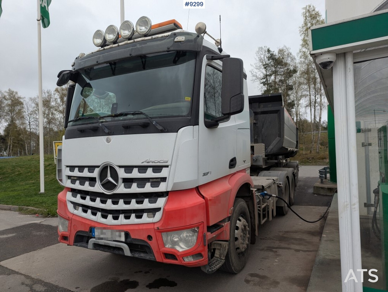 Tractor Unit Mercedes-Benz Arocs 3351 6x4 with tipper trailer - Tractor: foto 1 Tractor Unit Mercedes-Benz Arocs 3351 6x4 with tipper trailer - Tractor: foto 1