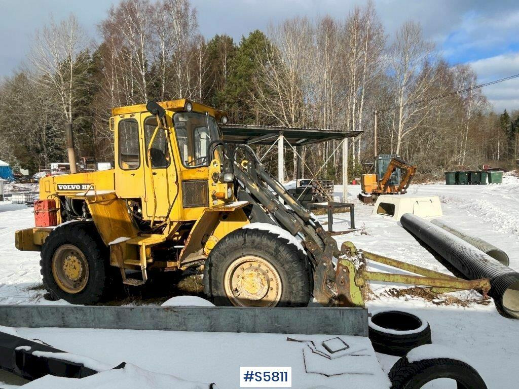 VOLVO BM 4300 Wheel Loader - Pá carregadora de rodas: foto 1 VOLVO BM 4300 Wheel Loader - Pá carregadora de rodas: foto 1