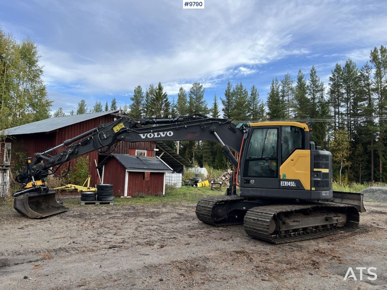 VOLVO ECR145 EL Excavator with attachments - Escavadora de rastos: foto 1 VOLVO ECR145 EL Excavator with attachments - Escavadora de rastos: foto 1