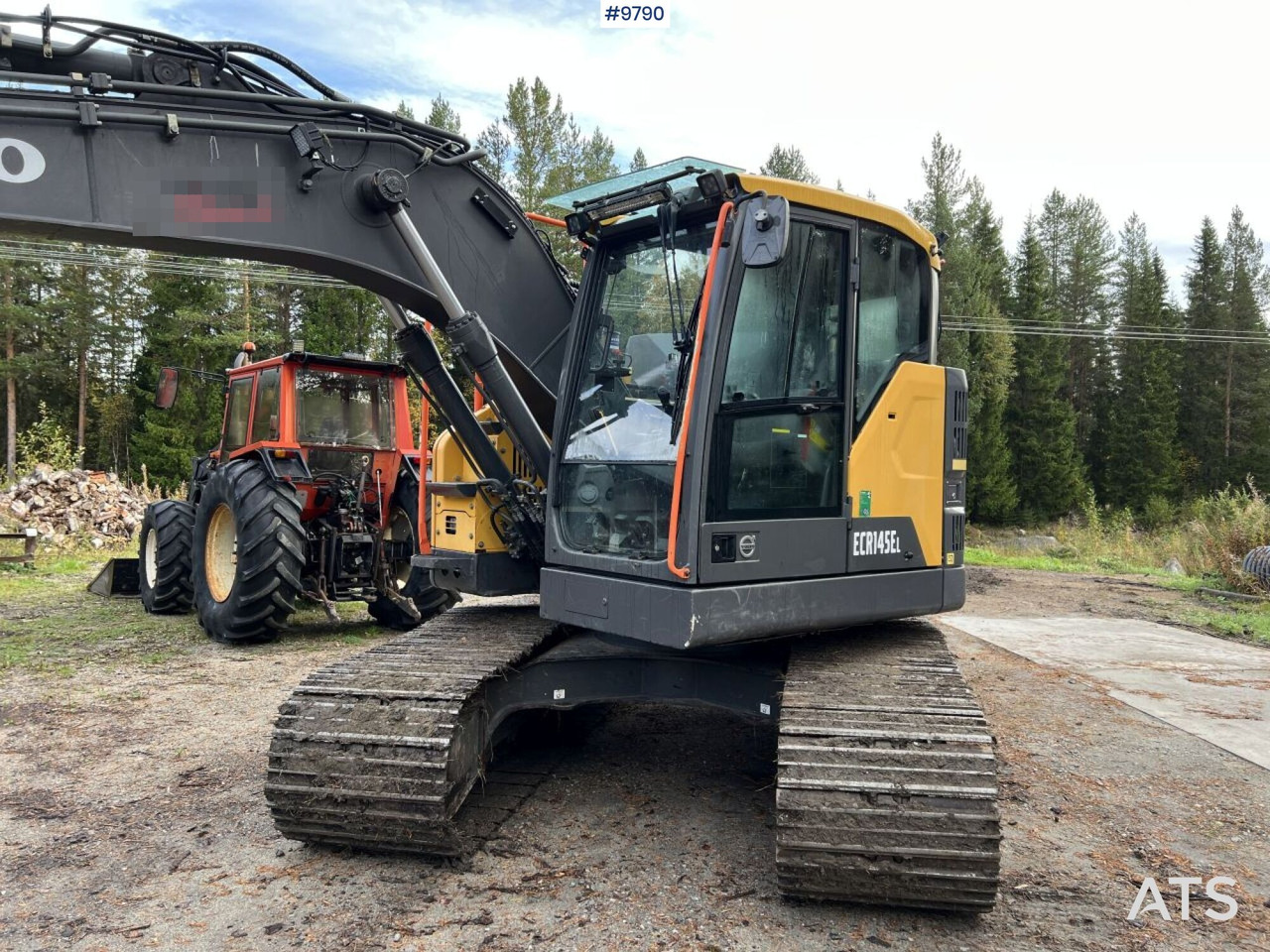 VOLVO ECR145 EL Excavator with attachments - Escavadora de rastos: foto 2 VOLVO ECR145 EL Excavator with attachments - Escavadora de rastos: foto 2