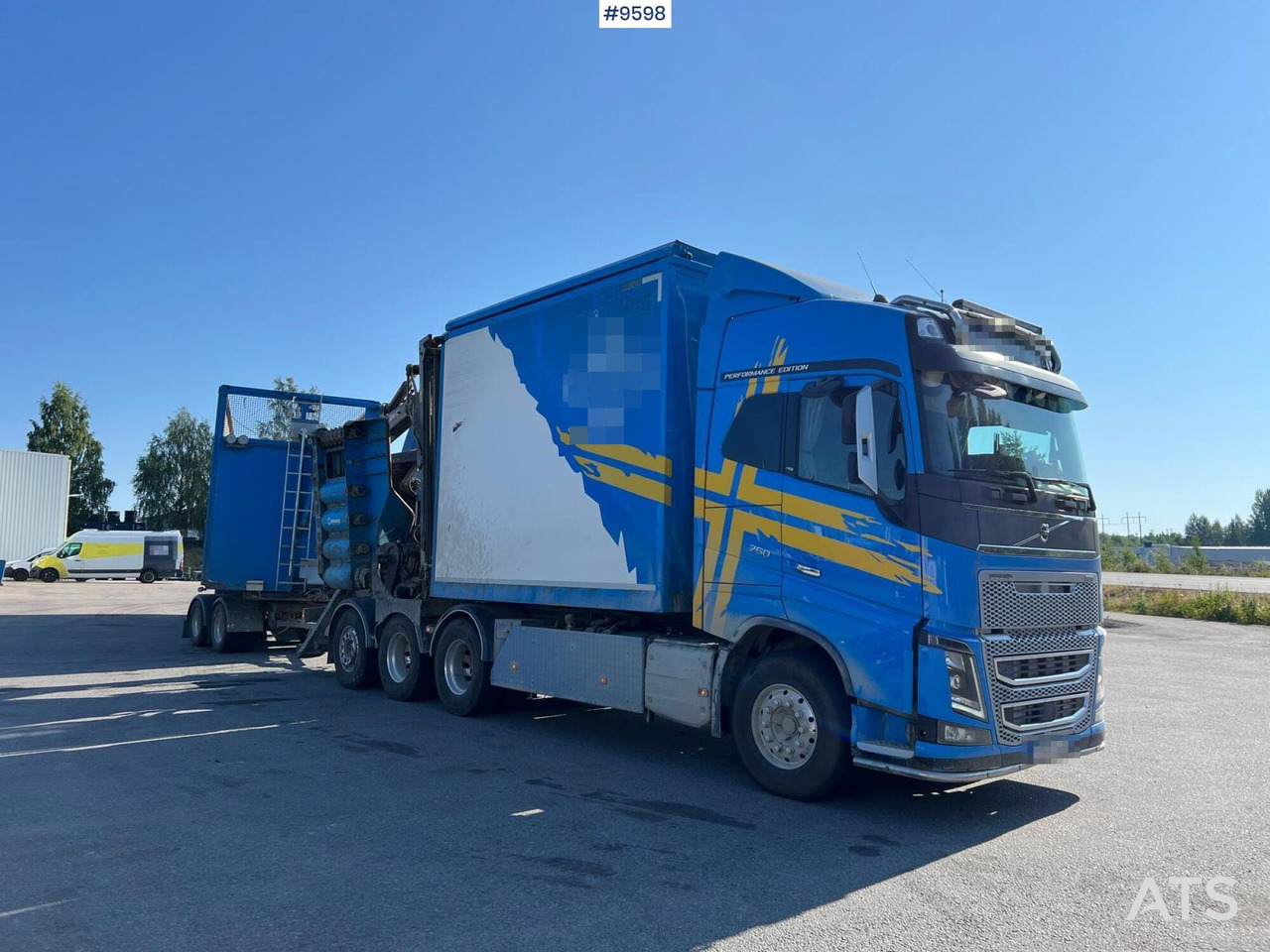 Volvo FH16 8*4 Bruks wood chipper - Camião basculante, Camião grua: foto 2 Volvo FH16 8*4 Bruks wood chipper - Camião basculante, Camião grua: foto 2