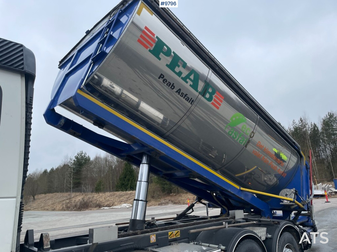 Volvo FM 370 6x2 Spreader truck - Camião basculante: foto 4 Volvo FM 370 6x2 Spreader truck - Camião basculante: foto 4