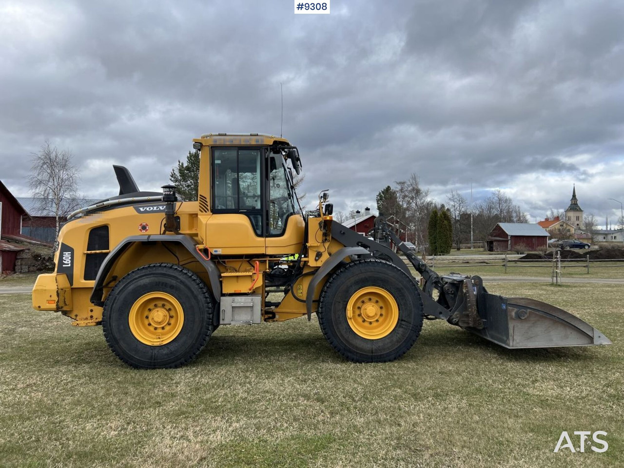 Volvo L60 H Wheel loader with grading bucket (VIDEO) - Pá carregadora de rodas: foto 3 Volvo L60 H Wheel loader with grading bucket (VIDEO) - Pá carregadora de rodas: foto 3