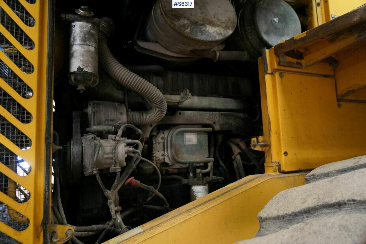 WHEEL LOADER VOLVO L220 E - Pá carregadora de rodas: foto 4 WHEEL LOADER VOLVO L220 E - Pá carregadora de rodas: foto 4