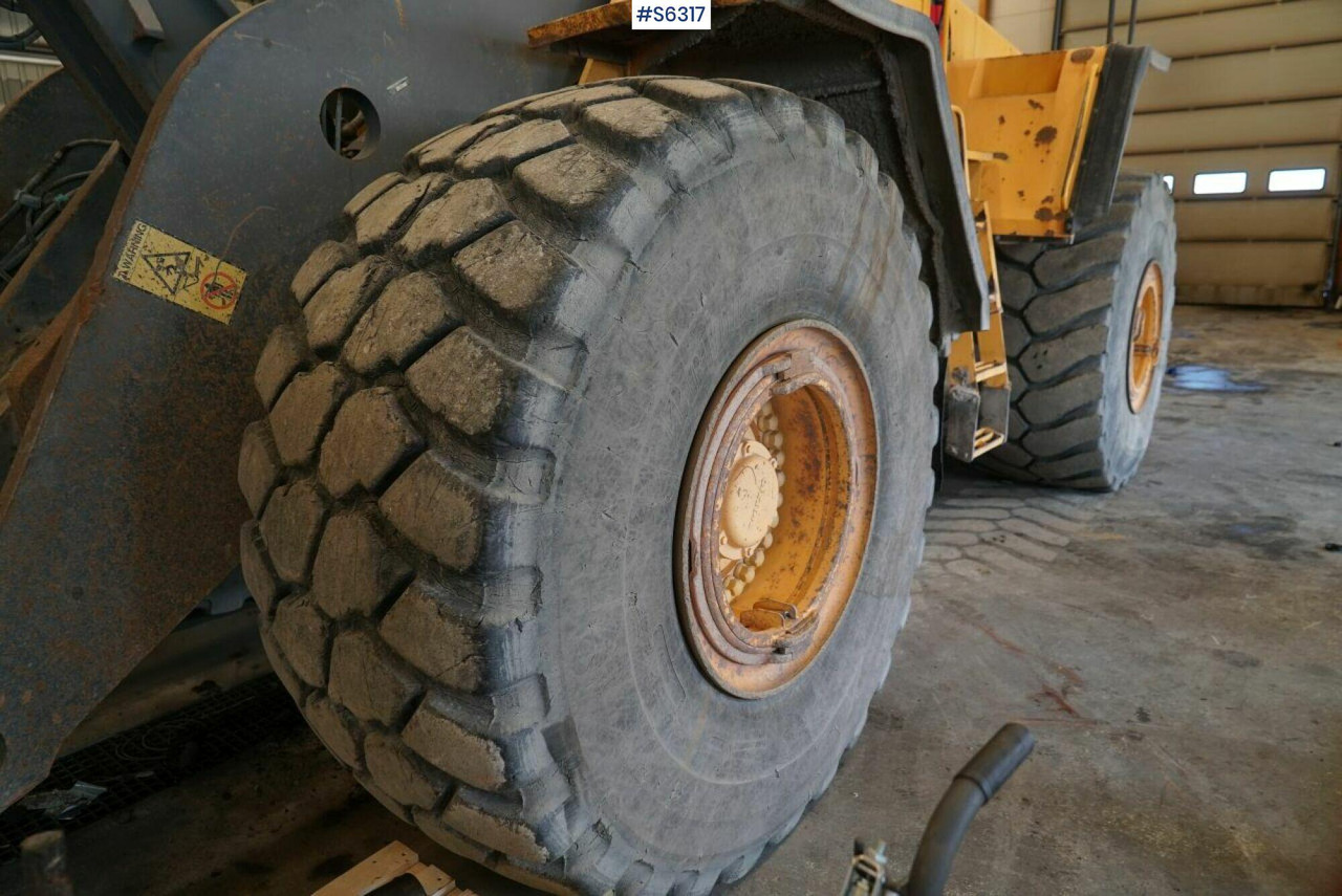 WHEEL LOADER VOLVO L220 E - Pá carregadora de rodas: foto 3 WHEEL LOADER VOLVO L220 E - Pá carregadora de rodas: foto 3