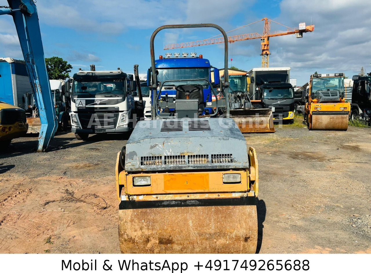 BOMAG Vibrokombiwalze BW 135 AC *Wasserkühlung - Rolo combinado: foto 4 BOMAG Vibrokombiwalze BW 135 AC *Wasserkühlung - Rolo combinado: foto 4