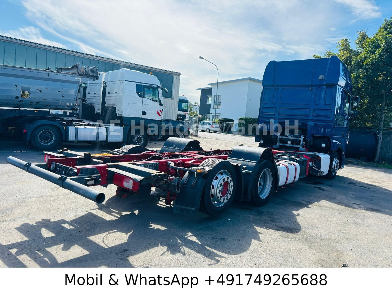 DAF XF 480 SSC LL BDF *Retarder/Lenk+Lift/ACC/2xTank - Camião transportador de contêineres/ Caixa móvel: foto 3 DAF XF 480 SSC LL BDF *Retarder/Lenk+Lift/ACC/2xTank - Camião transportador de contêineres/ Caixa móvel: foto 3