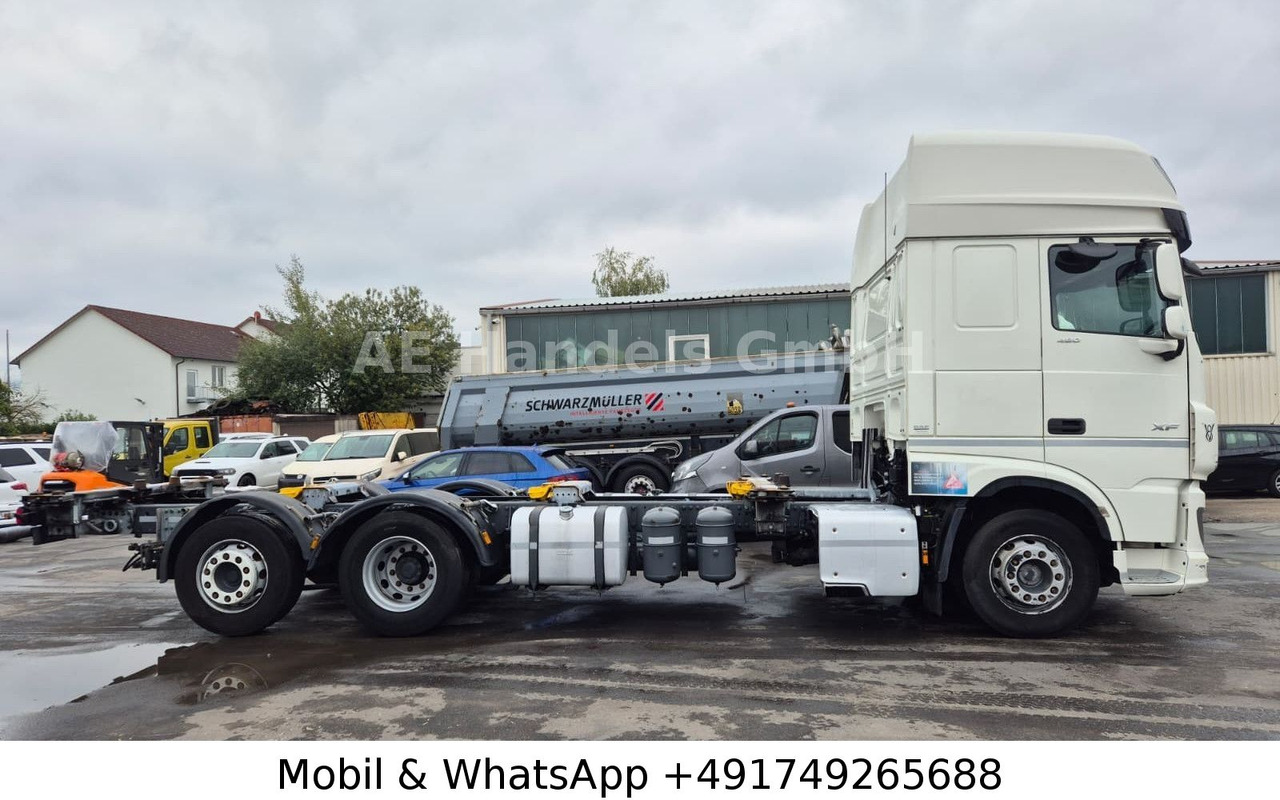 DAF XF480 SSC BDF *Retarder/Lift/ACC/2xTank/AHK/LDW - Camião transportador de contêineres/ Caixa móvel: foto 2 DAF XF480 SSC BDF *Retarder/Lift/ACC/2xTank/AHK/LDW - Camião transportador de contêineres/ Caixa móvel: foto 2