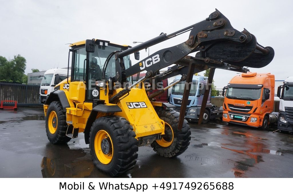 JCB 417 HT T4F *Schaufel/Gabel/Schnellwechsler/Klima - Pá carregadora de rodas: foto 3 JCB 417 HT T4F *Schaufel/Gabel/Schnellwechsler/Klima - Pá carregadora de rodas: foto 3