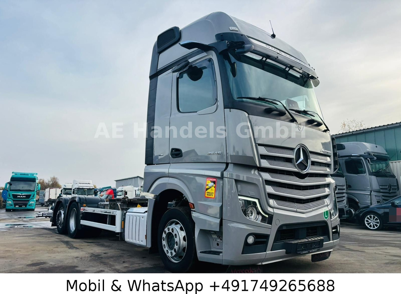 Mercedes-Benz Actros 5 2545 GigaSpace BDF *Retarder/Multi/LBW - Camião transportador de contêineres/ Caixa móvel: foto 1 Mercedes-Benz Actros 5 2545 GigaSpace BDF *Retarder/Multi/LBW - Camião transportador de contêineres/ Caixa móvel: foto 1