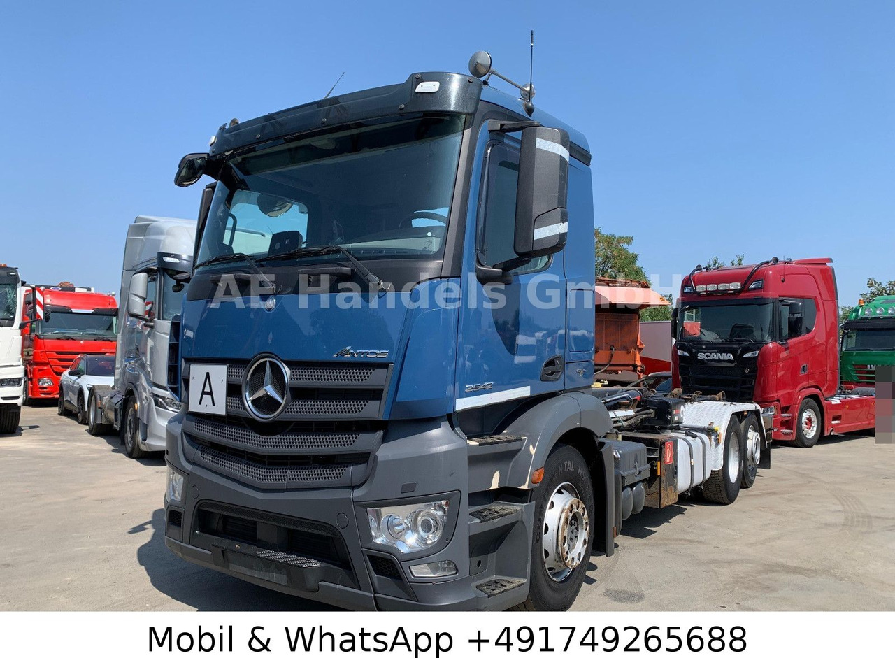 Mercedes-Benz Antos 2542 M LL *Retarder/Hiab-XR21S56/Lenk+Lift - Camião polibenne, Camião grua: foto 1 Mercedes-Benz Antos 2542 M LL *Retarder/Hiab-XR21S56/Lenk+Lift - Camião polibenne, Camião grua: foto 1