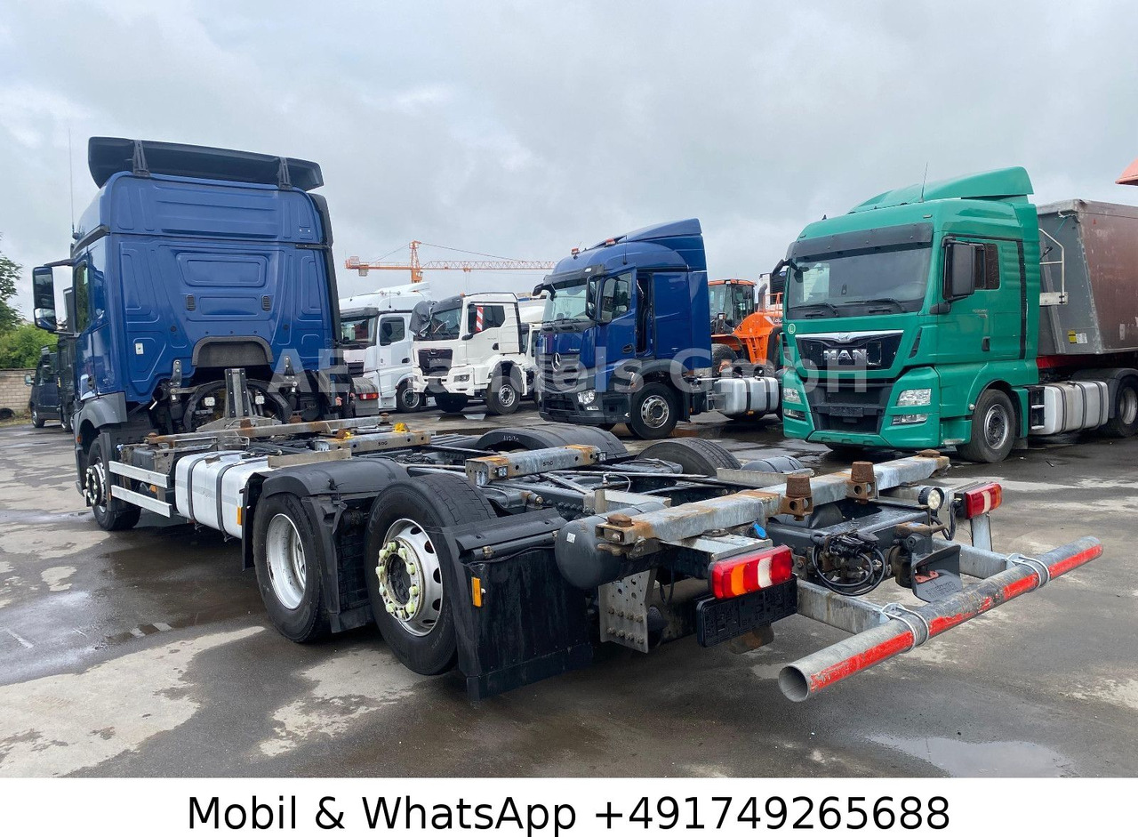 Mercedes-Benz Benz Actros IV 2542 L LL 6x2 *Retarder/Lift/LDW - Camião transportador de contêineres/ Caixa móvel: foto 5 Mercedes-Benz Benz Actros IV 2542 L LL 6x2 *Retarder/Lift/LDW - Camião transportador de contêineres/ Caixa móvel: foto 5