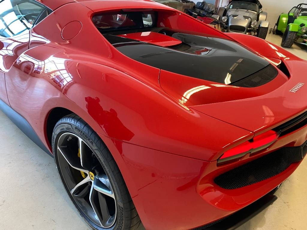 Coupé novo Ferrari 296 GTB Origine Françaises - TVA Récupérable: foto 29
