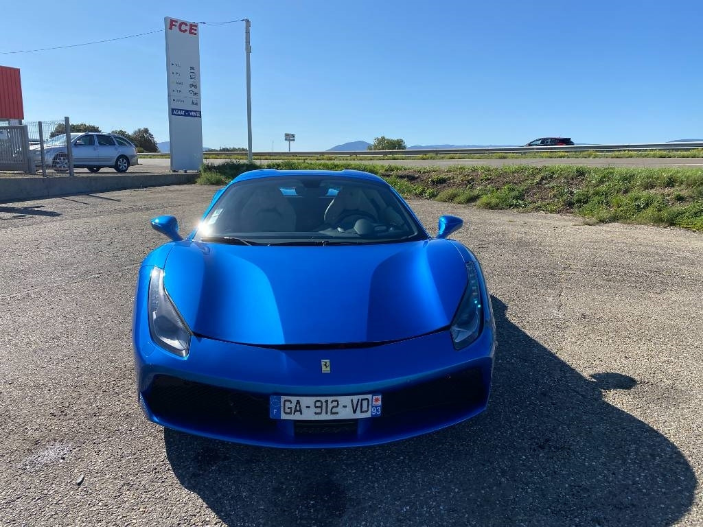 Ferrari 488 SPIDER -Carte Grise Française endommagé - Cabrio: foto 3 Ferrari 488 SPIDER -Carte Grise Française endommagé - Cabrio: foto 3