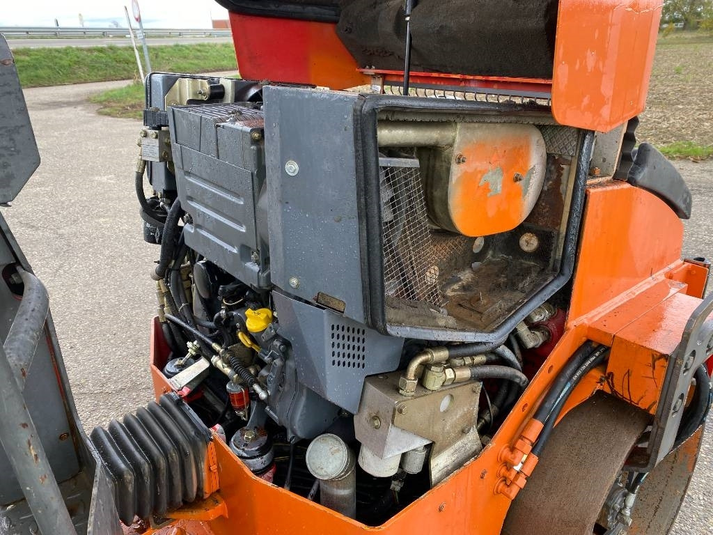 Compactador de asfalto Hamm HD 12 a réparer /Machine d'origine Française: foto 17