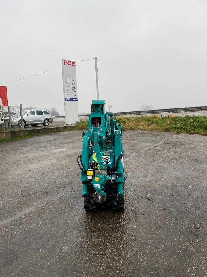 Maeda MC 174 CRM 1er Main Origine Française endommagée - Guindaste sobre esteiras: foto 2 Maeda MC 174 CRM 1er Main Origine Française endommagée - Guindaste sobre esteiras: foto 2