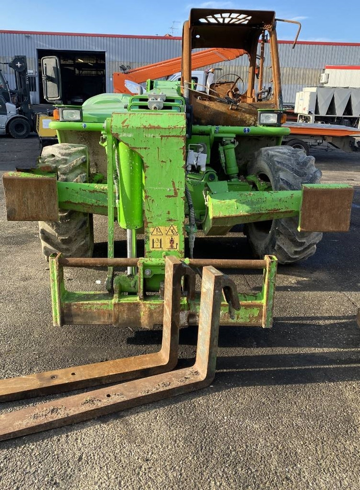 Merlo P40.17 / 1er Main endommagé - Empilhador telescópico: foto 2 Merlo P40.17 / 1er Main endommagé - Empilhador telescópico: foto 2