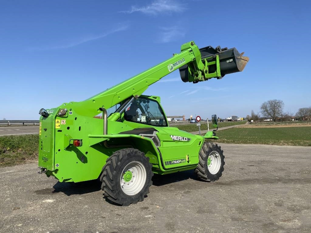 Merlo P72.10/Plus 1er Main-Certificat CE endommagé - Pá carregadora telescópica: foto 4 Merlo P72.10/Plus 1er Main-Certificat CE endommagé - Pá carregadora telescópica: foto 4