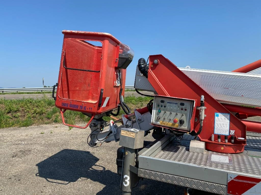 Caminhão com plataforma aérea Multitel Nacelle Multitel MX 200 A réviser: foto 24 Caminhão com plataforma aérea Multitel Nacelle Multitel MX 200 A réviser: foto 24