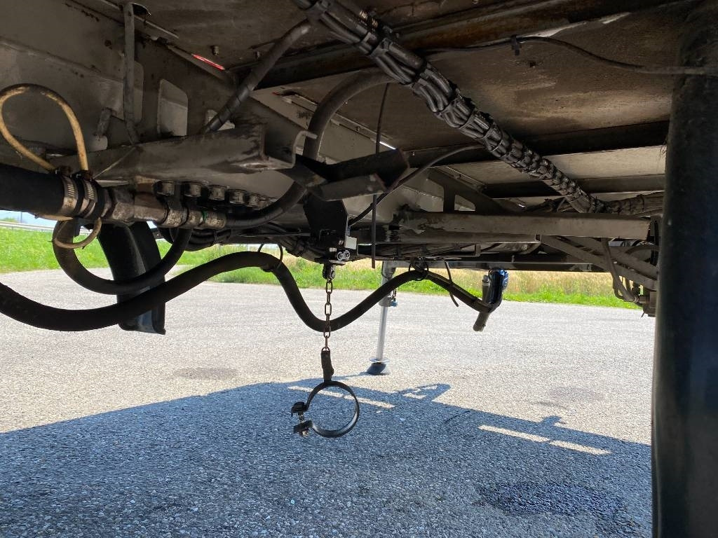 Caminhão com plataforma aérea Multitel Nacelle Multitel MX 200 A réviser: foto 28 Caminhão com plataforma aérea Multitel Nacelle Multitel MX 200 A réviser: foto 28