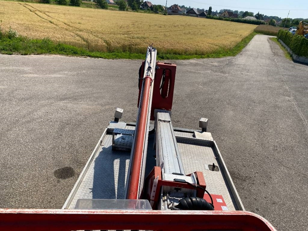 Caminhão com plataforma aérea Multitel Nacelle Multitel MX 200 A réviser: foto 37 Caminhão com plataforma aérea Multitel Nacelle Multitel MX 200 A réviser: foto 37