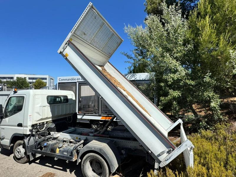 Mitsubishi Fuso FUSO CANTER 35C13 BENNE - Carrinha basculante: foto 2 Mitsubishi Fuso FUSO CANTER 35C13 BENNE - Carrinha basculante: foto 2
