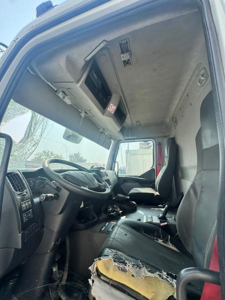 Camião frigorífico Renault D19: foto 7