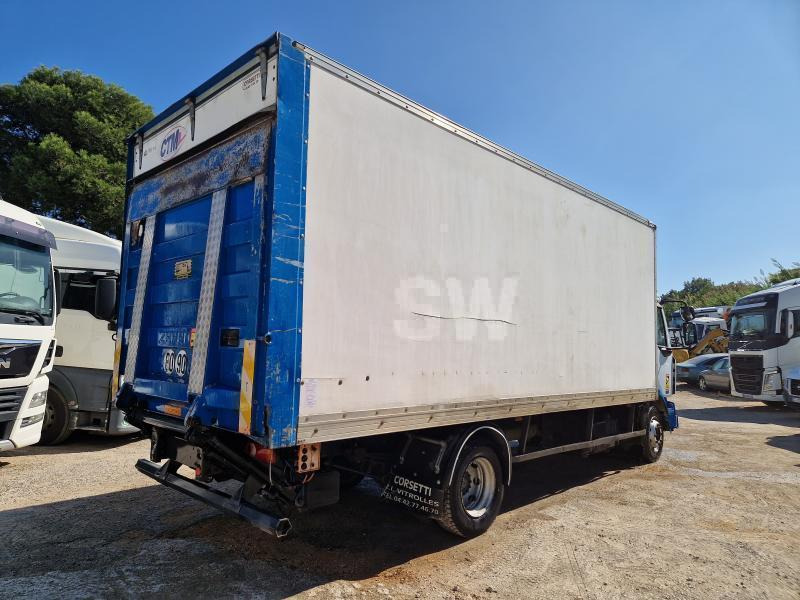 Renault DCI 220 - Camião furgão: foto 3 Renault DCI 220 - Camião furgão: foto 3