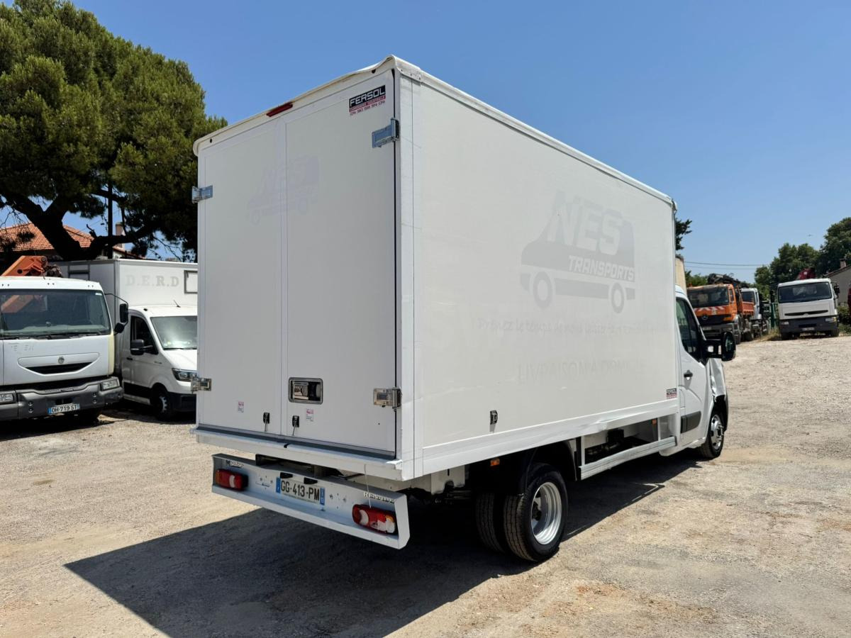 Renault Master 2.5 DCI 150 - Carrinha de contentor: foto 4 Renault Master 2.5 DCI 150 - Carrinha de contentor: foto 4