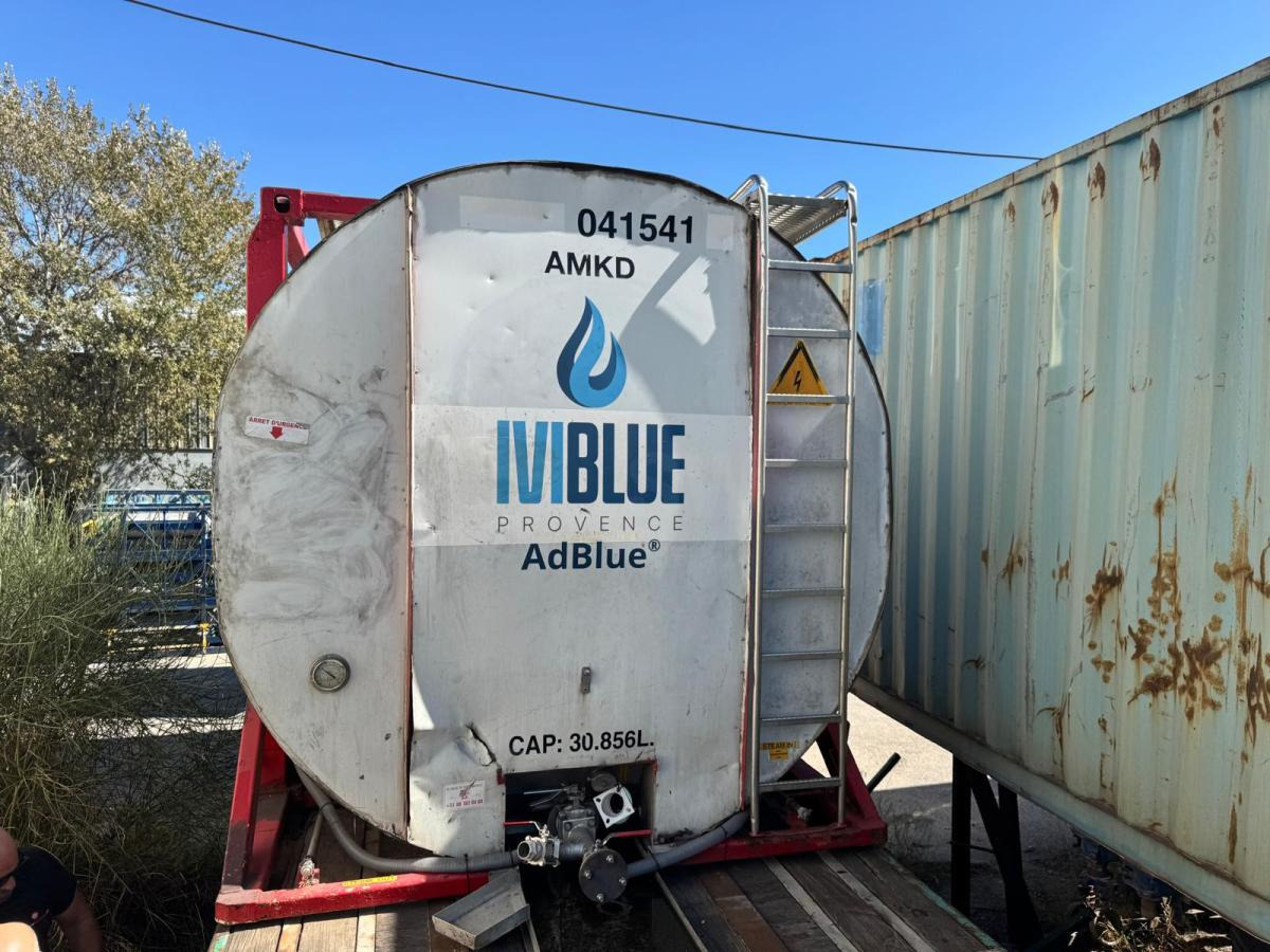 Van Hool 30000 LITRES ADBLUE - Semirreboque tanque: foto 5 Van Hool 30000 LITRES ADBLUE - Semirreboque tanque: foto 5