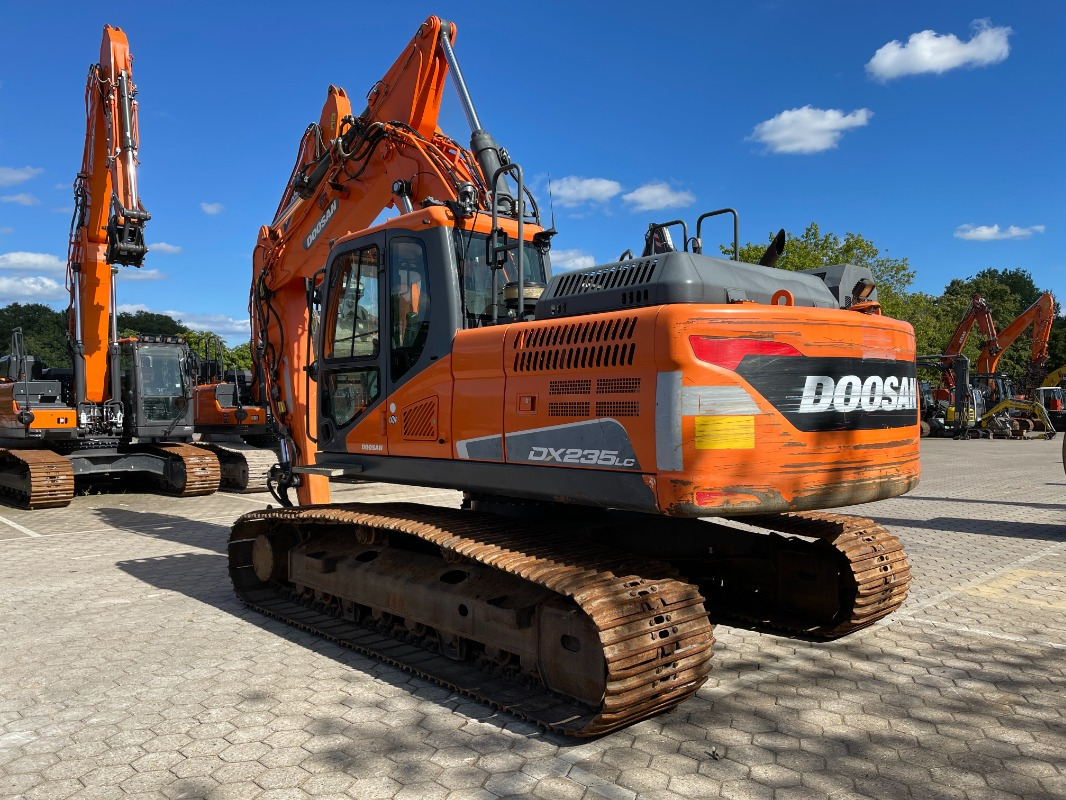 Doosan DX235LC-5 - Escavadora de rastos: foto 5 Doosan DX235LC-5 - Escavadora de rastos: foto 5