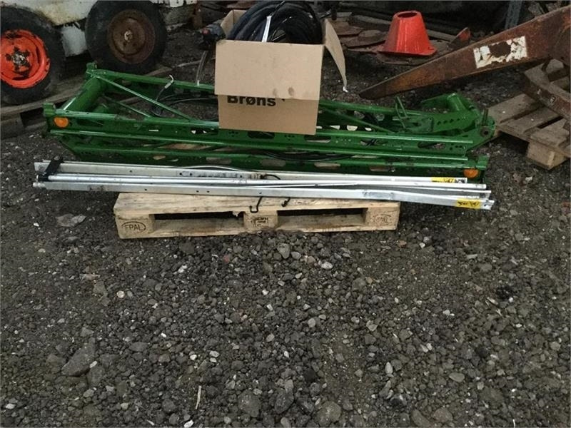 Amazone UG3000 - Pulverizador de arrastar: foto 2 Amazone UG3000 - Pulverizador de arrastar: foto 2