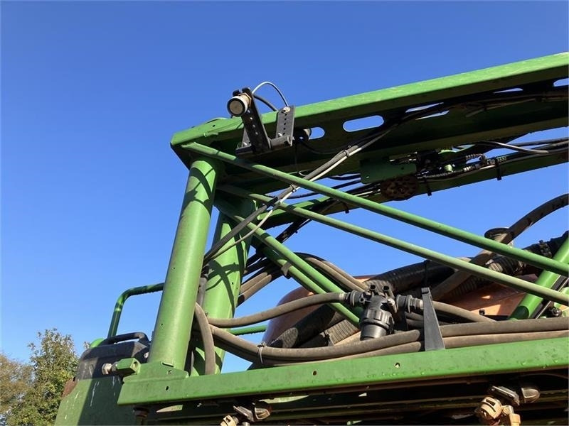 Amazone UX 4200 24m - Pulverizador de arrastar: foto 4 Amazone UX 4200 24m - Pulverizador de arrastar: foto 4