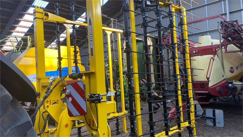 Bednar Striegel PRO PN 7500 - Grade de dentes flexíveis: foto 1 Bednar Striegel PRO PN 7500 - Grade de dentes flexíveis: foto 1