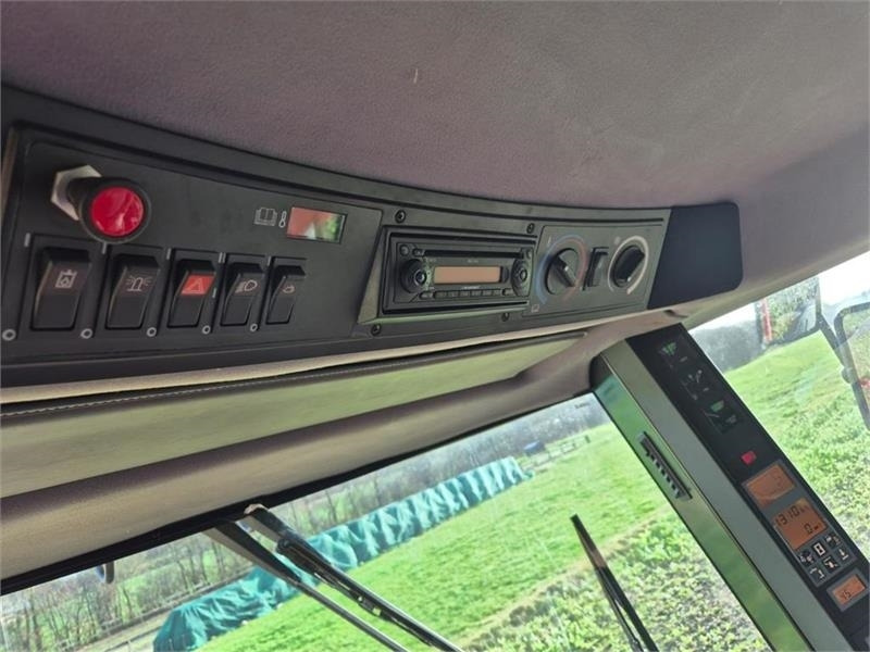 Ceifeira debulhadora Case IH AXIAL-FLOW 2388: foto 12