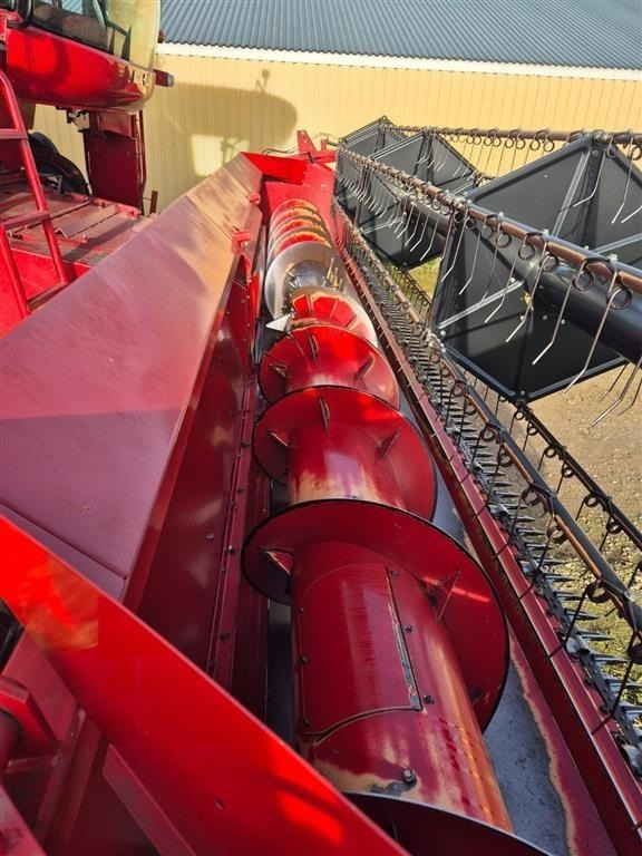 Ceifeira debulhadora Case IH AXIAL-FLOW 2388: foto 10