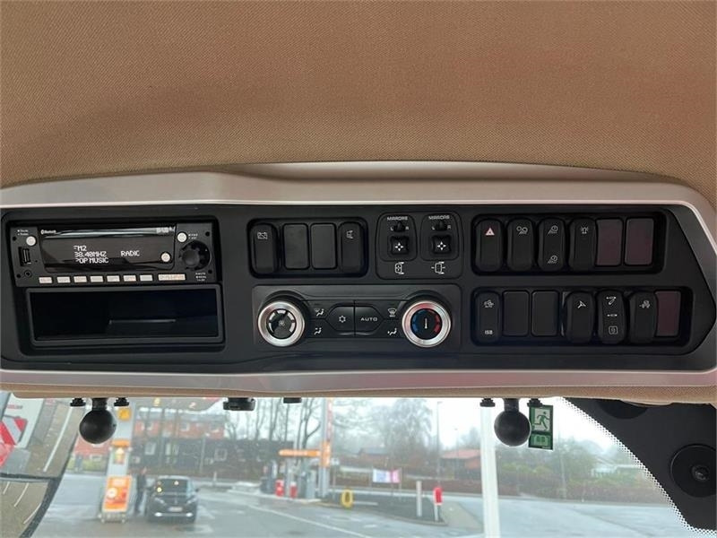 Trator Case IH OPTUM 340 CVX. AFS CONNECT: foto 16