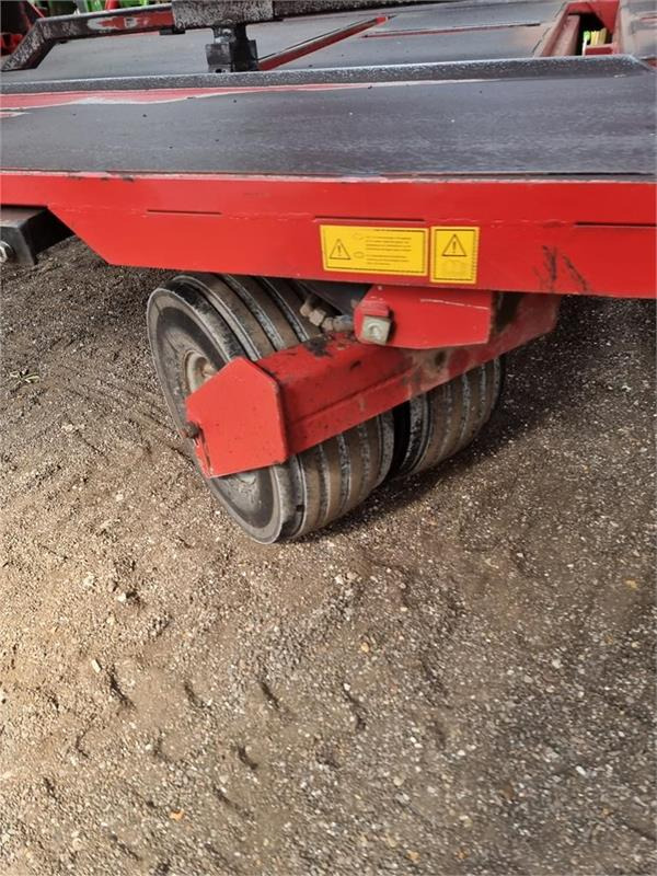 Enfardadeira de fardos quadrados Massey Ferguson >190 bigpallepresser Parkland Ballevogn: foto 6