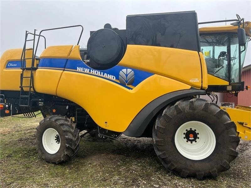 New Holland CX 6090 4wd - Ceifeira debulhadora: foto 1 New Holland CX 6090 4wd - Ceifeira debulhadora: foto 1