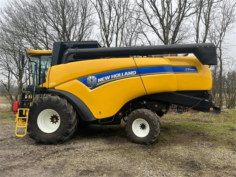 New Holland CX 6090 4wd - Ceifeira debulhadora: foto 2 New Holland CX 6090 4wd - Ceifeira debulhadora: foto 2