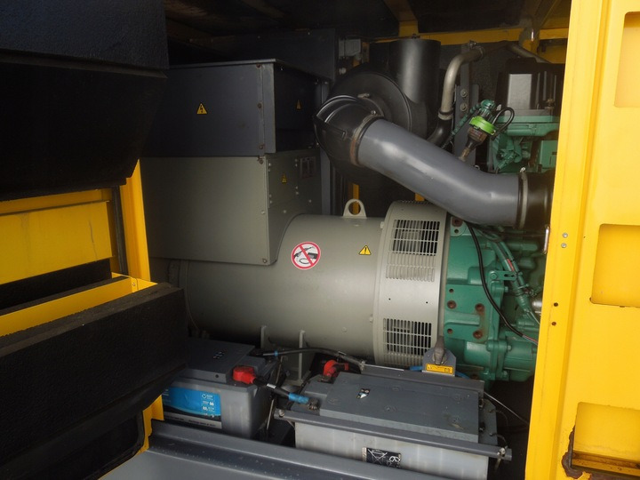 ATLAS COPCO QAS325 - Gerador elétrico: foto 2 ATLAS COPCO QAS325 - Gerador elétrico: foto 2