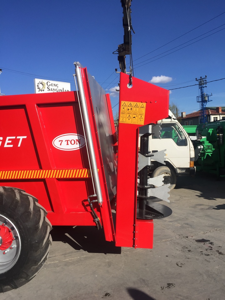TARGET 5 TON HYDRAULIC PUSH MANURE SPREADER - Espalhador de estrume: foto 5 TARGET 5 TON HYDRAULIC PUSH MANURE SPREADER - Espalhador de estrume: foto 5