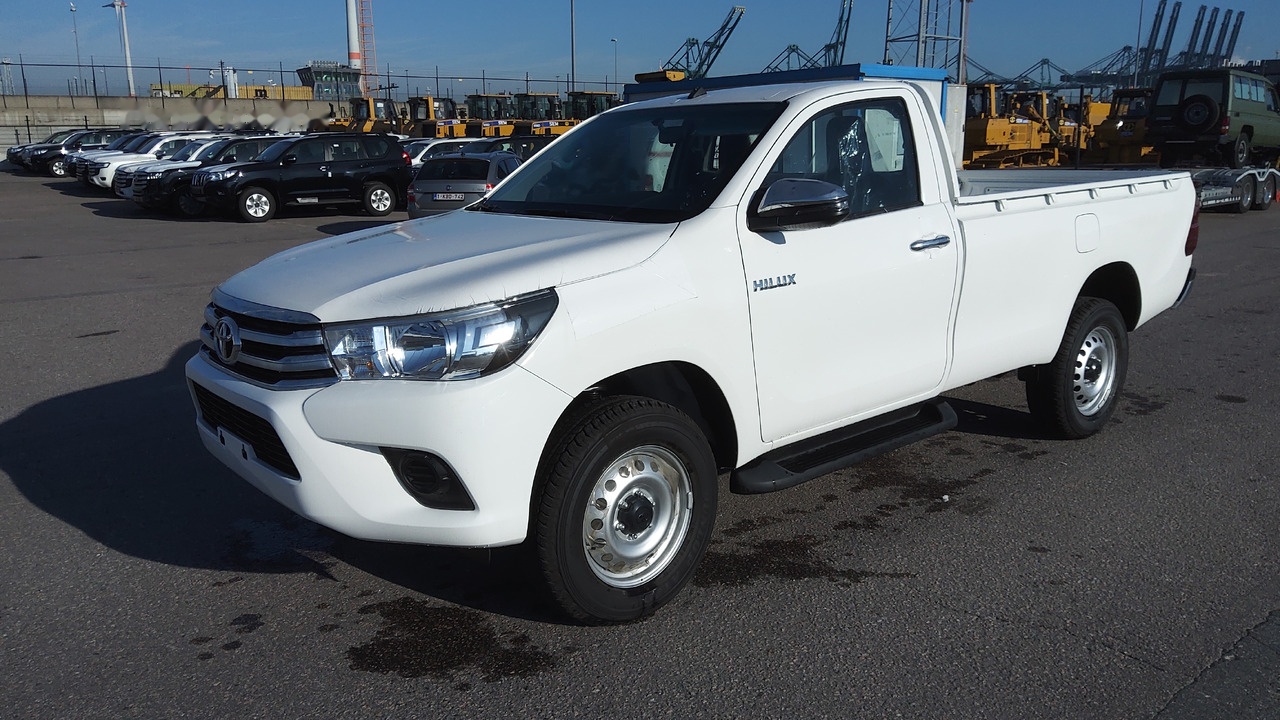 Toyota Hilux / Revo Pick-up single Cab pack security 2.4L Turbo Diesel Manual - Automóvel: foto 1 Toyota Hilux / Revo Pick-up single Cab pack security 2.4L Turbo Diesel Manual - Automóvel: foto 1